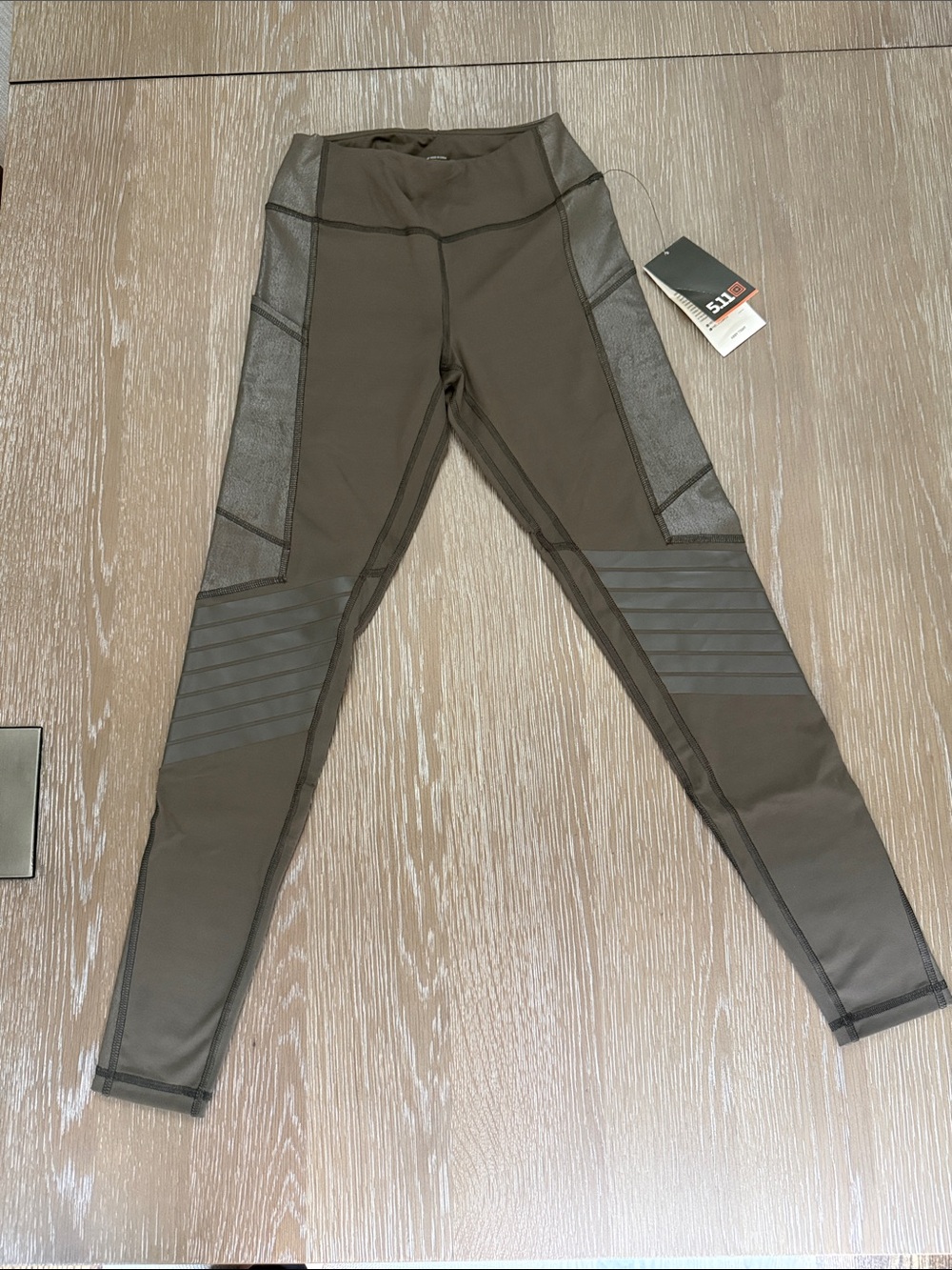 NWT 5.11 Tactical Women's tundra Abby Leggings with Textured Panels
